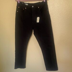 NWT - Levi 501 Original Cropped - 31x28